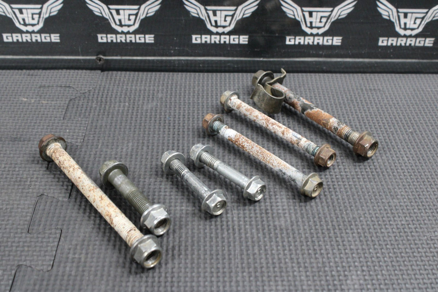 2000 SUZUKI DRZ400 DRZ400E OEM ENGINE MOTOR MOUNT STAY BRACKETS - hggarage