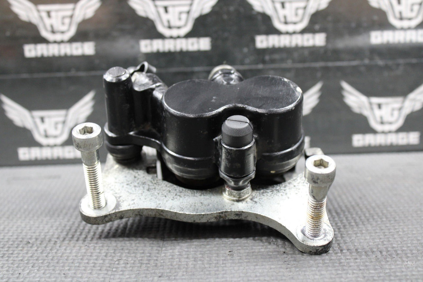 2009 2010 KAWASAKI KLX250SF OEM FRONT BRAKE CALIPER & BRACKET 43080 - 0064 - 25S - hggarage