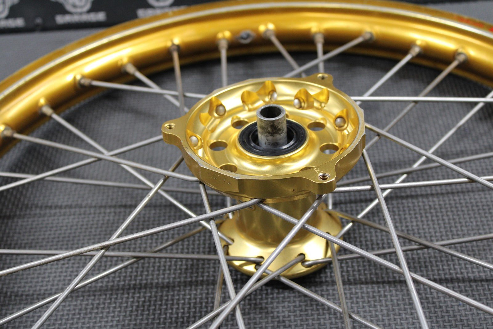 2001 YAMAHA 93 - 01 YZ80 90 - 01 RM80 17" GOLD EXCEL FRONT WHEEL RIM W/ TALON HUB - hggarage