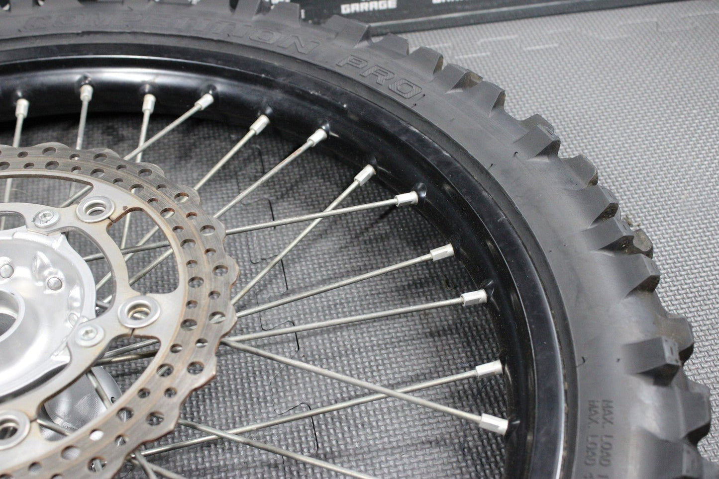 2014 KAWASAKI KX250F 10 - 18 OEM FRONT WHEEL RIM HUB SPOKES ASSEMBLY BLACK - hggarage