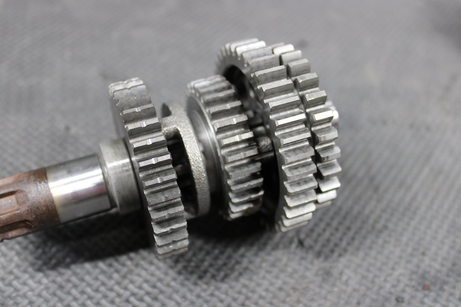 2000 Yamaha TTR90E OEM Engine Transmission Tranny Assembly Gears - hggarage