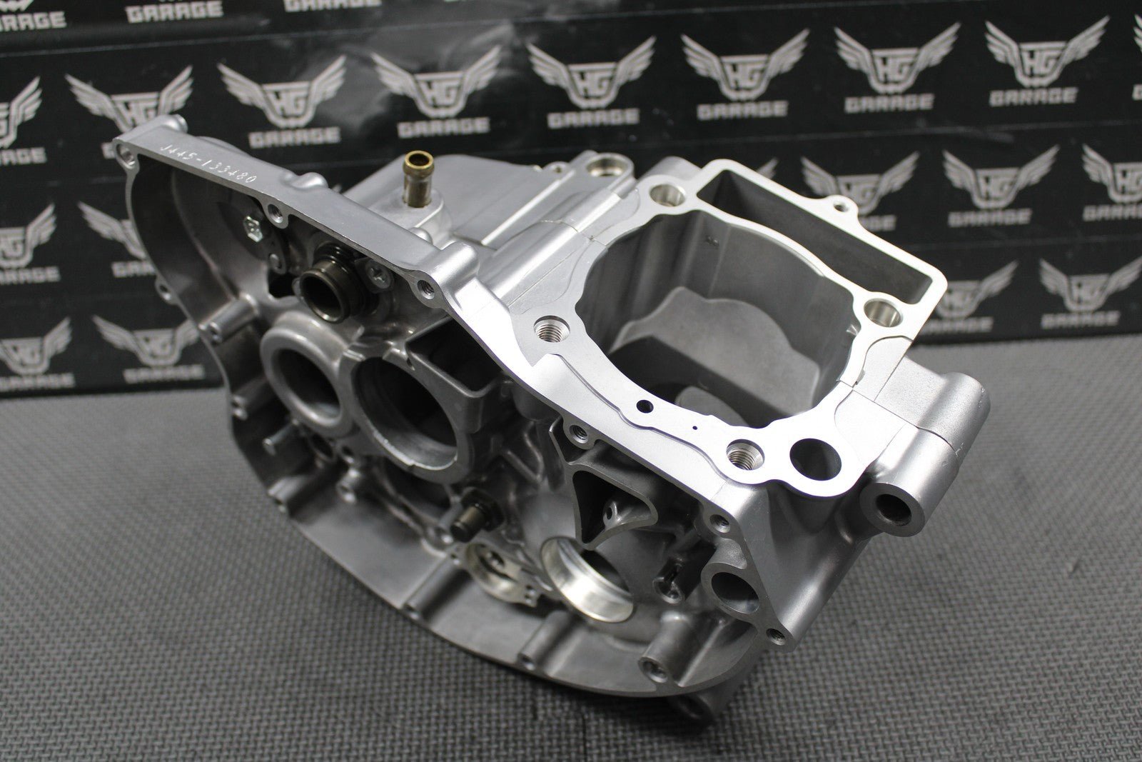 2019 SUZUKI 19 - 25 RMZ250 OEM LEFT RIGHT ENGINE CRANKCASE CRANK CASES BLOCK MINT! - hggarage