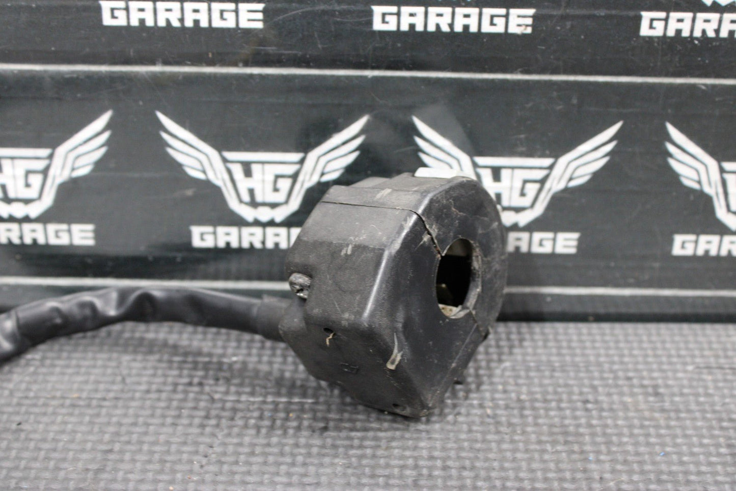 1991 87 - 94 YAMAHA BANSHEE 350 OEM LEFT HANDLEBAR HEADLIGHT ENGINE CUTOFF SWITCH - hggarage