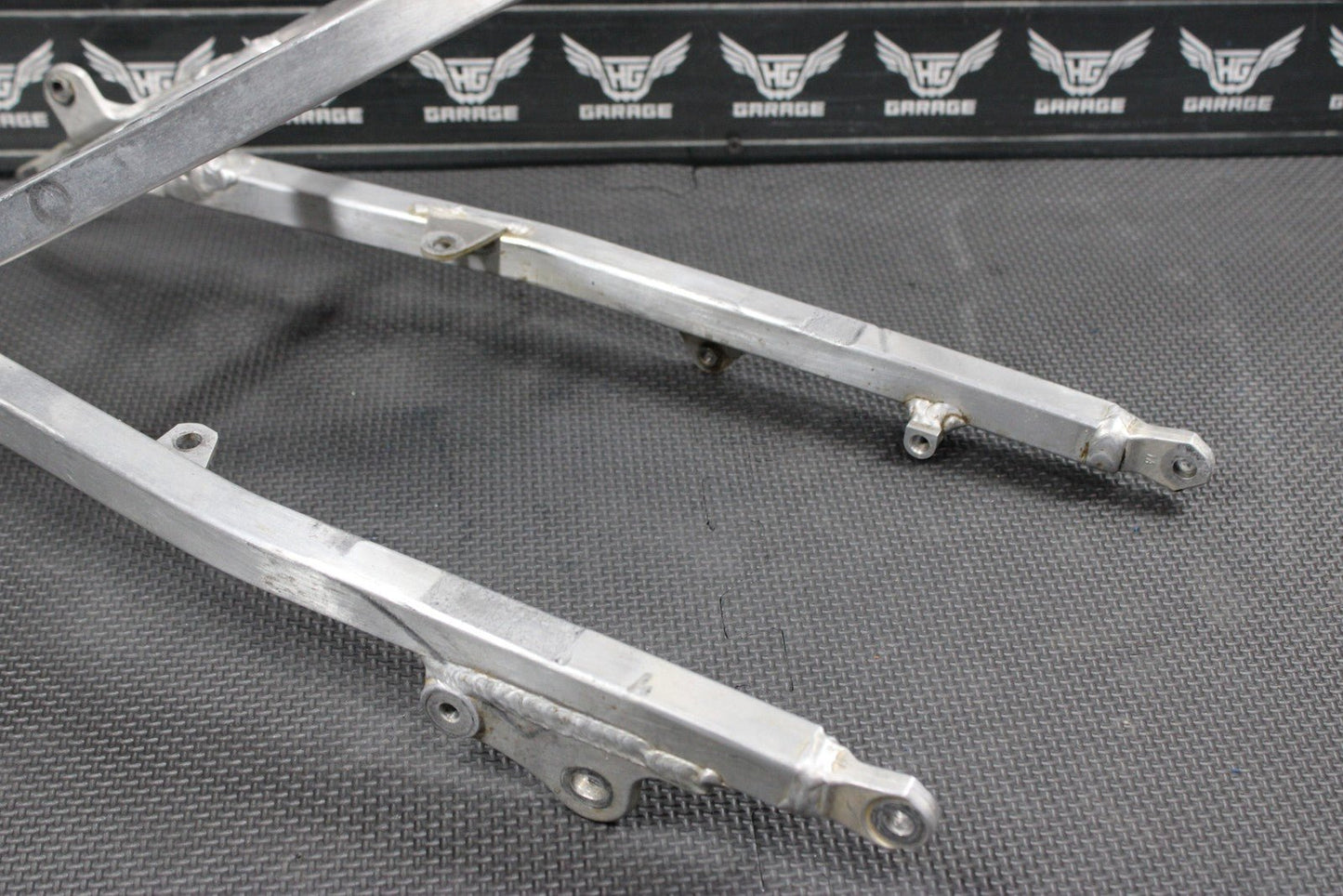 2006 YAMAHA YZ250F YZ450F OEM REAR BACK SUB FRAME SUBFRAME 5XC - 21190 - 90 - 00 - hggarage