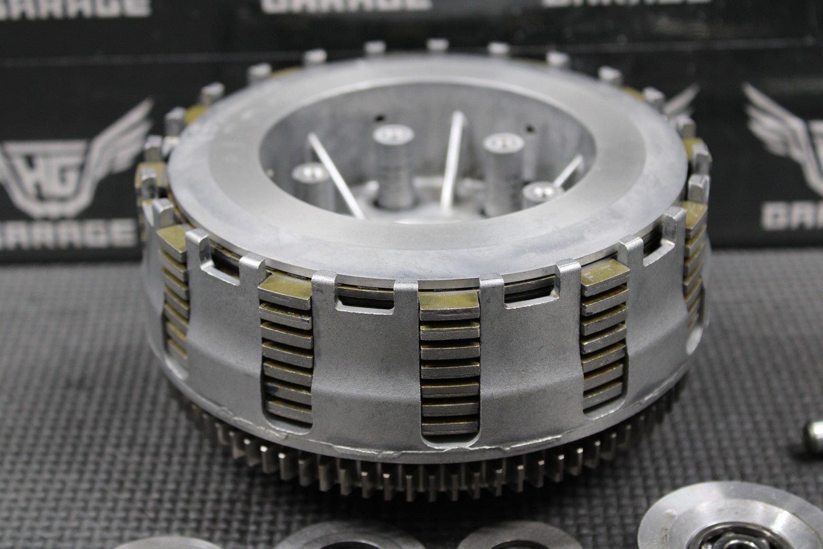 2009 KAWASAKI KLX250SF OEM COMPLETE CLUTCH W PLATES BASKET HUB 13095 - 0576 NICE! - hggarage