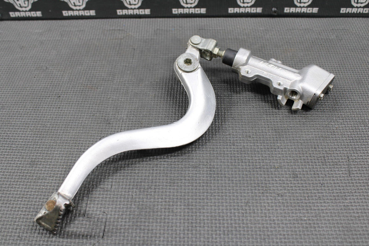 2014 KAWASAKI 10 - 18 KX250F OEM NISSIN REAR BACK BRAKE MASTER CYLINDER & LEVER - hggarage