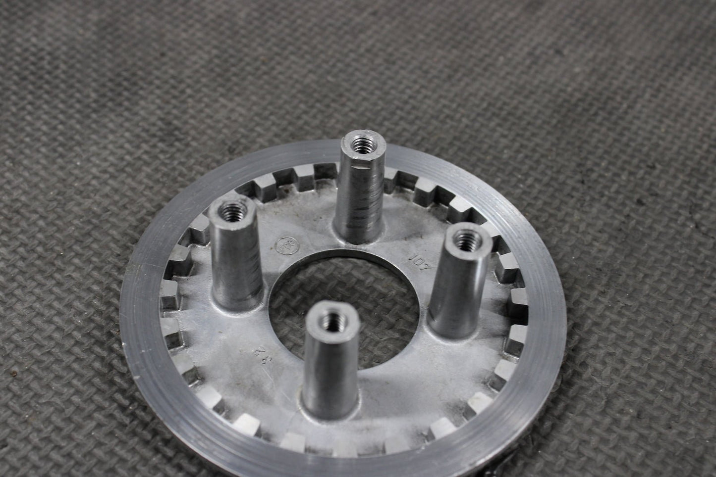 2002 Honda XR200R OEM Complete Clutch W Plates Basket Hub 22100 - 437 - 020 22121 - Kc - hggarage