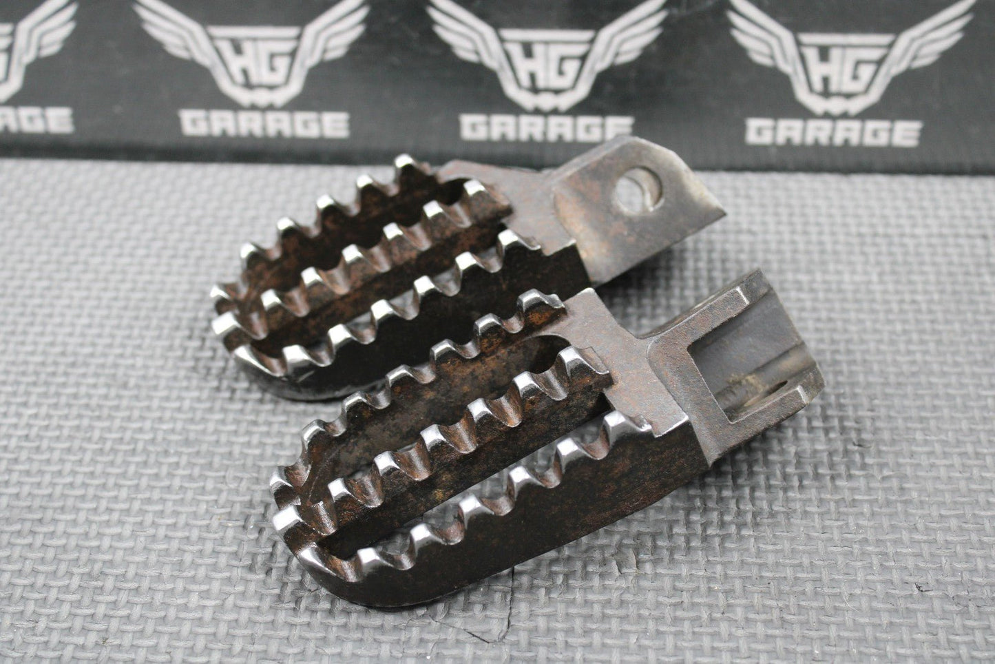 2001 95 - 01 HONDA CR500R RIGHT LEFT OVERSIZE FOOTPEGS FOOT PEGS PEDALS HEAVY DUTY - hggarage
