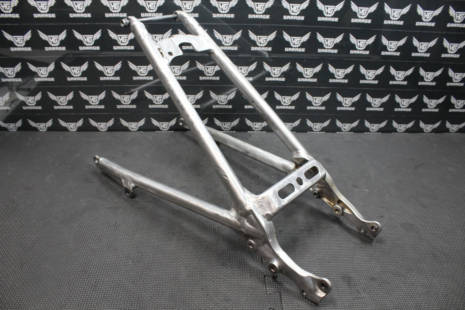 2006 HONDA CRF250R 04 - 06 OEM REAR BACK SUB FRAME SUBFRAME 50200 - KRN - 850 - hggarage