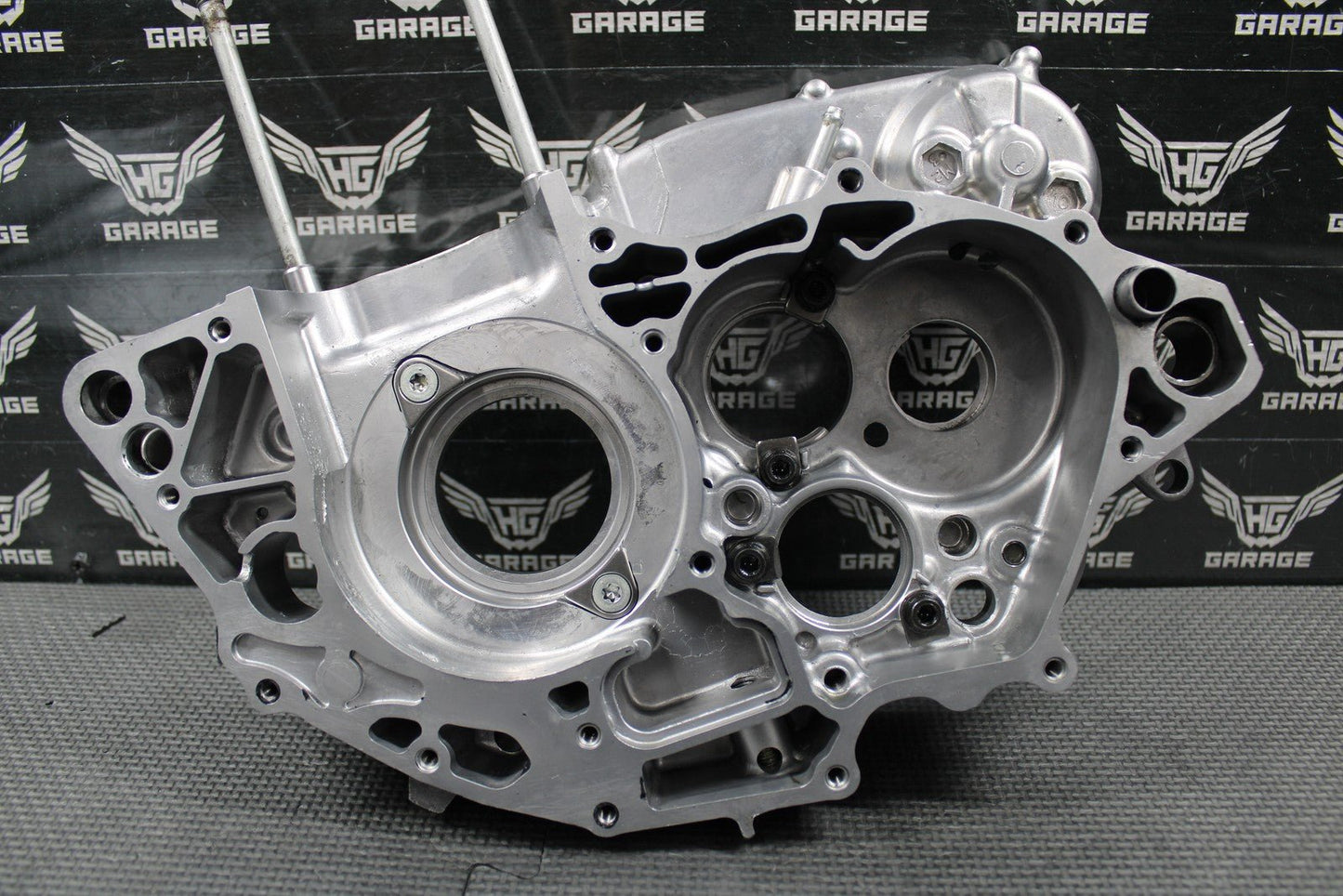 2008 HONDA CRF250R OEM RIGHT ENGINE CRANKCASE CRANK CASE 11100 - KRN - A10 GOOD! - hggarage