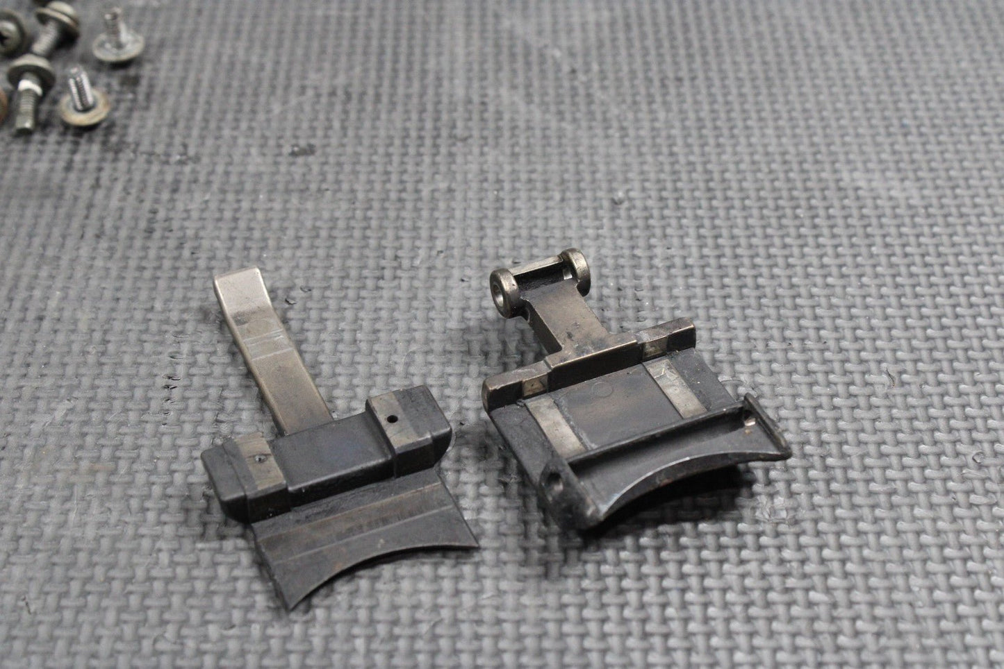 1997 SUZUKI RM250 OEM ENGINE POWER VALVE GOVERNOR EXHUAST VALVE 11254 - 37E10 NICE - hggarage