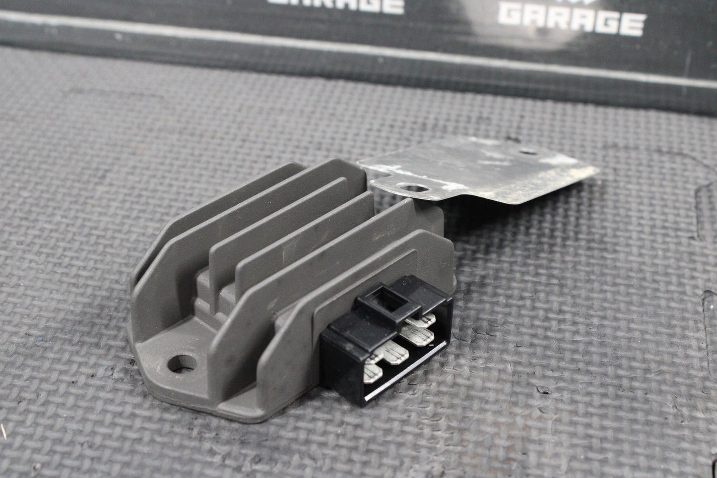 2018 HONDA 18 - 22 CRF250R OEM RECTIFIER VOLTAGE REGULATOR 31600 - KZL - 931 - hggarage
