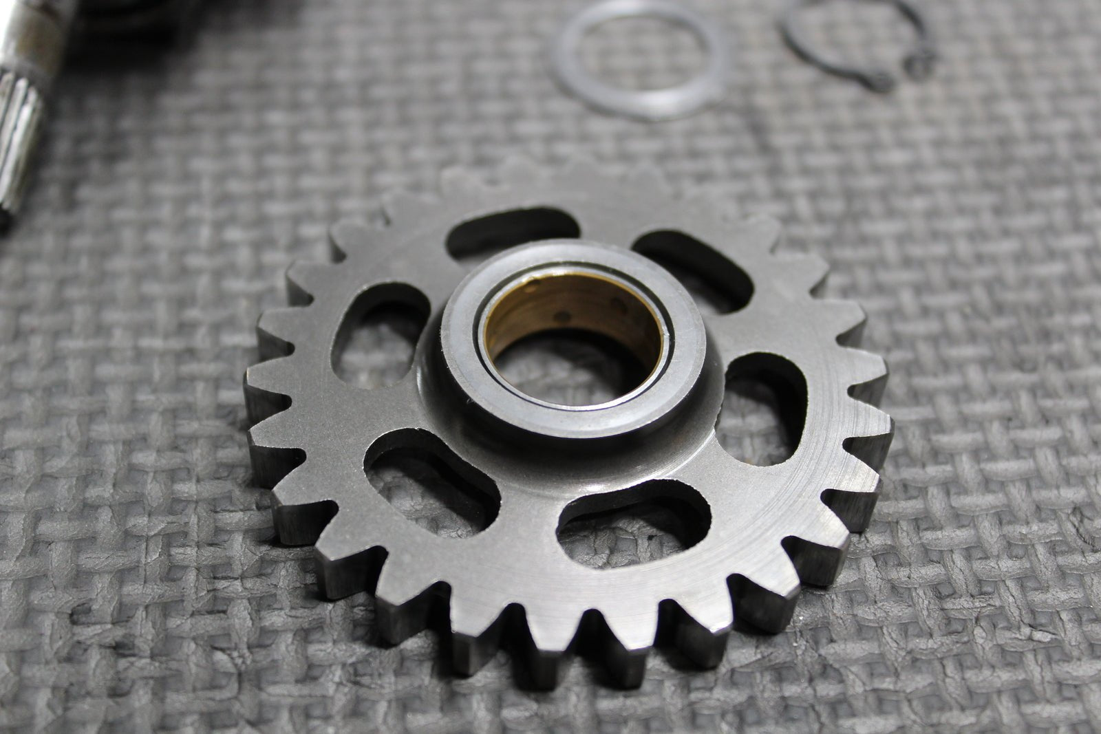 2001 01 - 07 SUZUKI RM125 OEM KICKSTART KICK START SHAFT W IDLER GEAR 26211 - 27C02 - hggarage