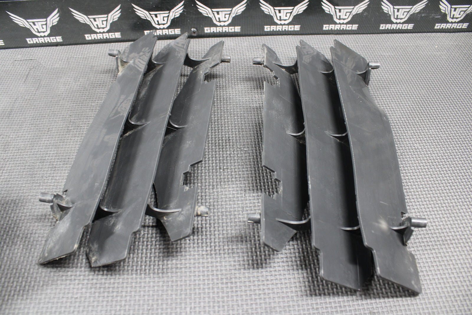 2000 2001 SUZUKI DRZ400 DRZ400E OEM LEFT RIGHT RADIATOR RADIATORS LOUVERS GOOD! - hggarage