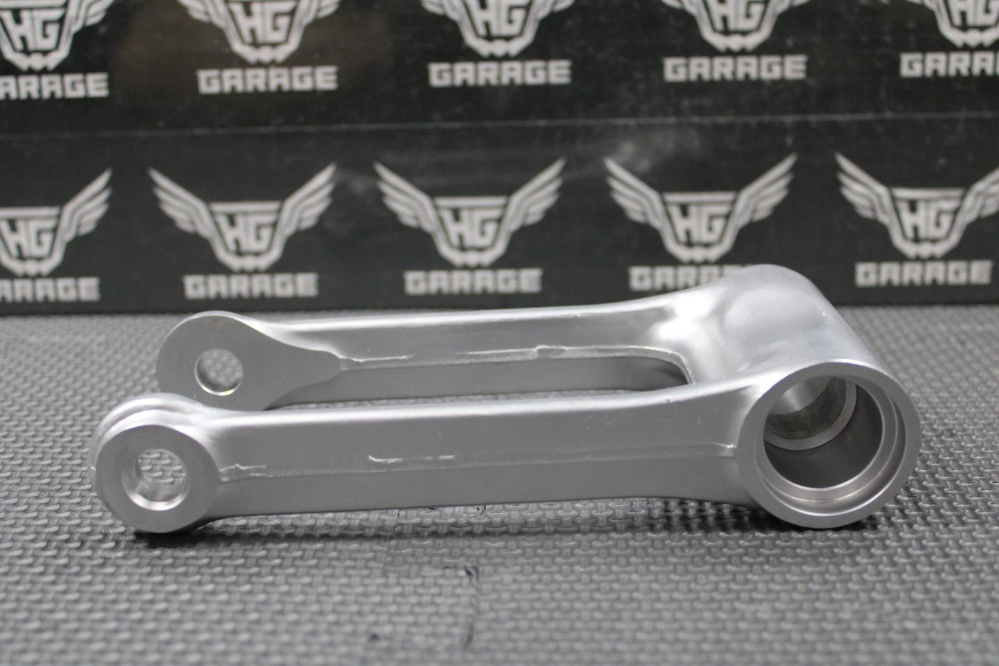 2001 95 - 01 HONDA CR500R OEM REAR SHOCK SWINGARM LINKAGE ROD 52475 - MAC - 680 MINT! - hggarage