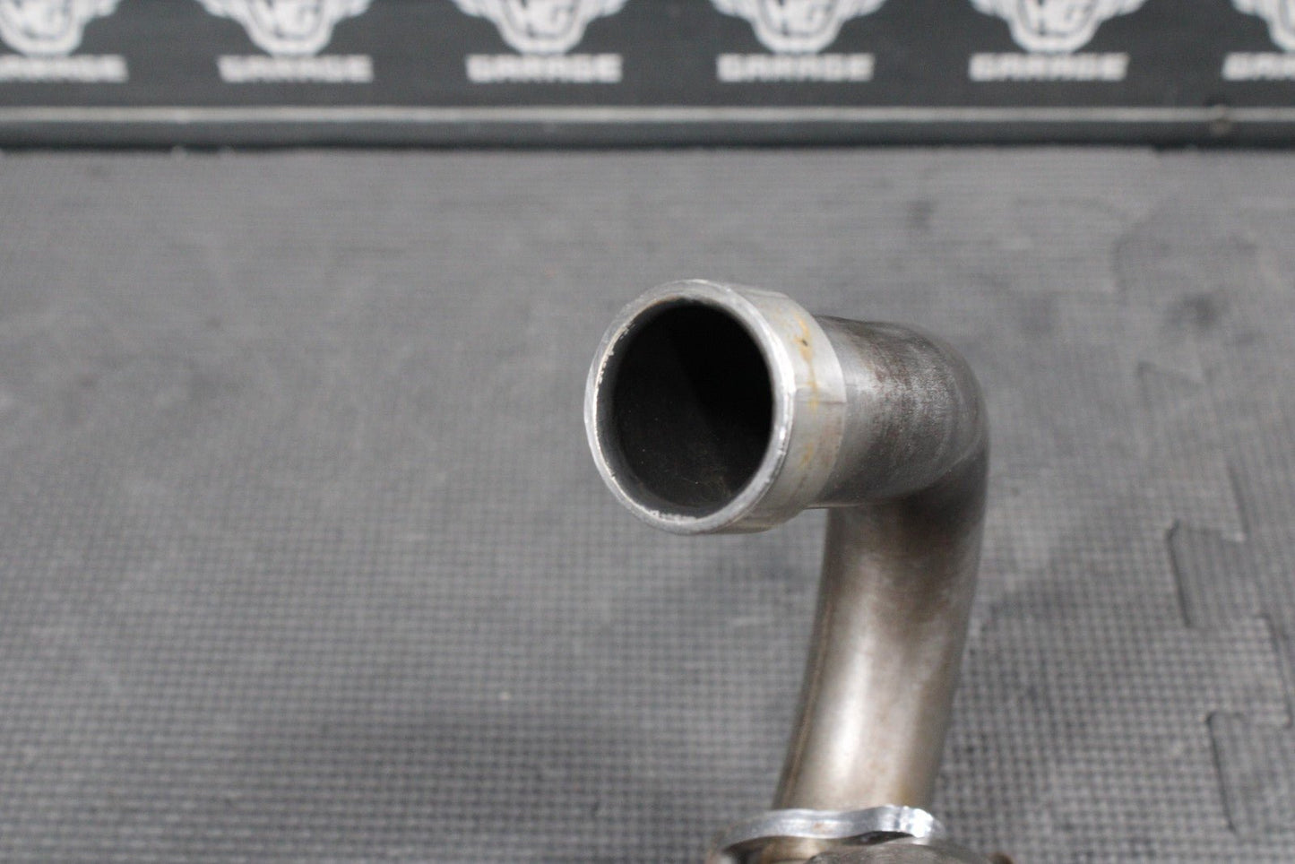 2018 HONDA CRF250R OEM RIGHT SIDE EXHAUST PIPE CHAMBER HEADER 18320 - K95 - A20 - hggarage