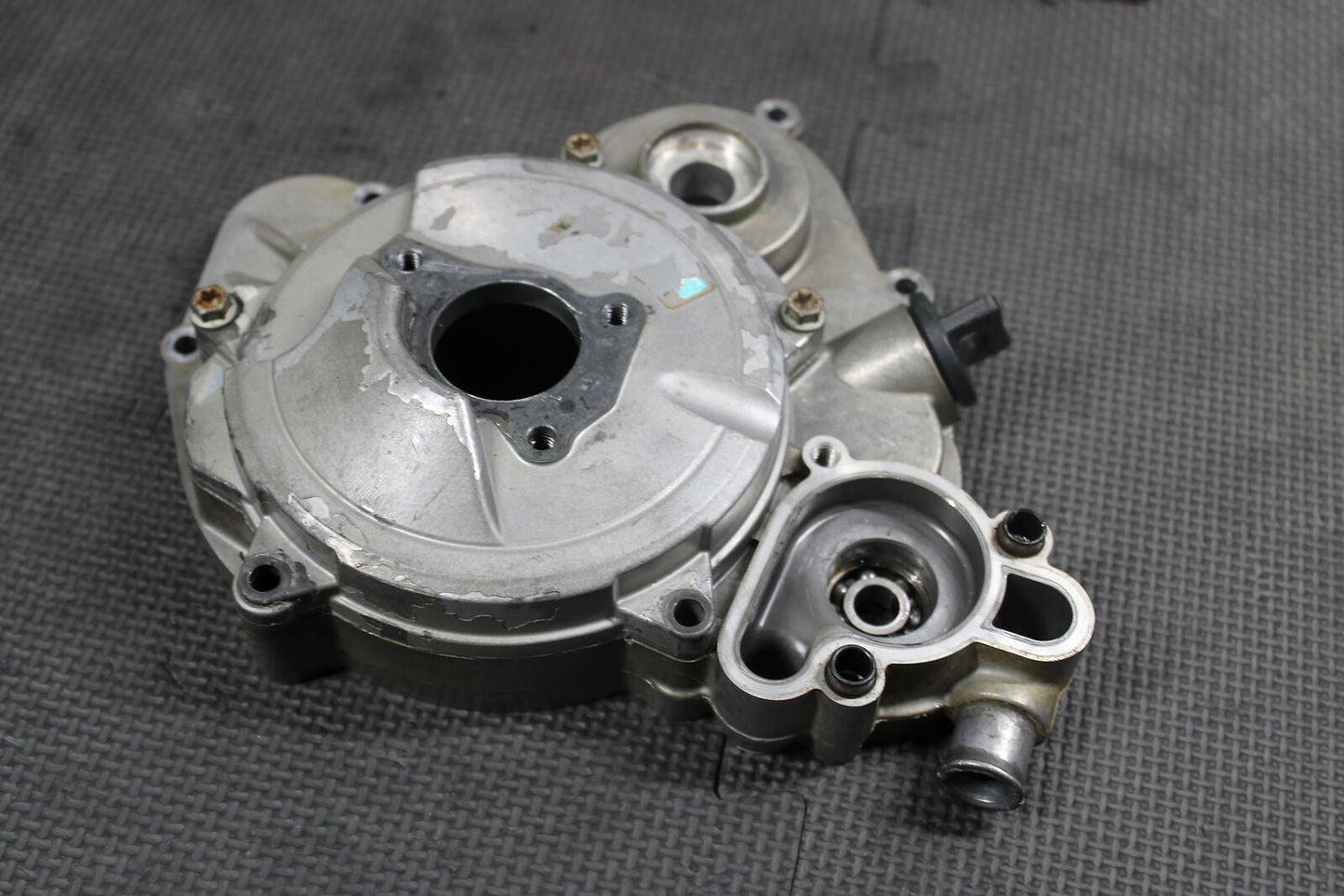 2013 KTM 65SX OEM ENGINE MOTOR SIDE CLUTCH COVER WATERPUMP 46330101000