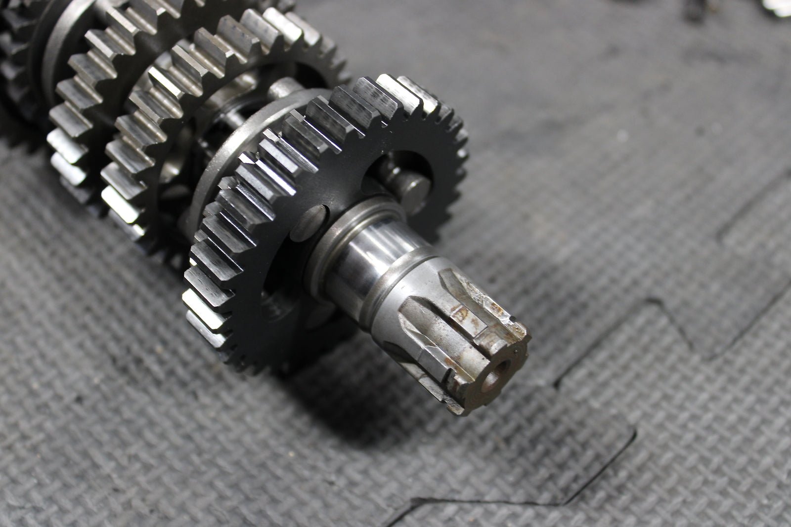 2000 Kawasaki KX65 OEM Engine Transmission Tranny Assembly Gears - hggarage