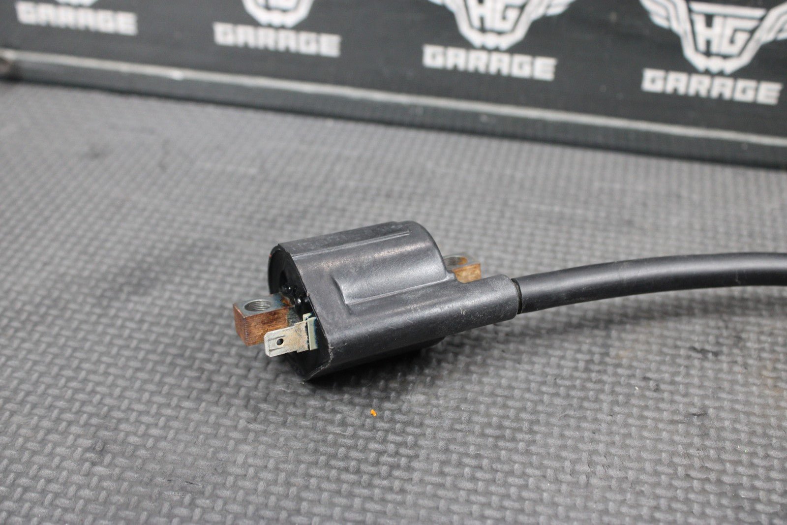 2000 YAMAHA TTR125L OEM IGNITION COIL PLUG BOOT 3KJ - 82310 - 14 - 00 4BP - 82370 - 01 - 00 - hggarage