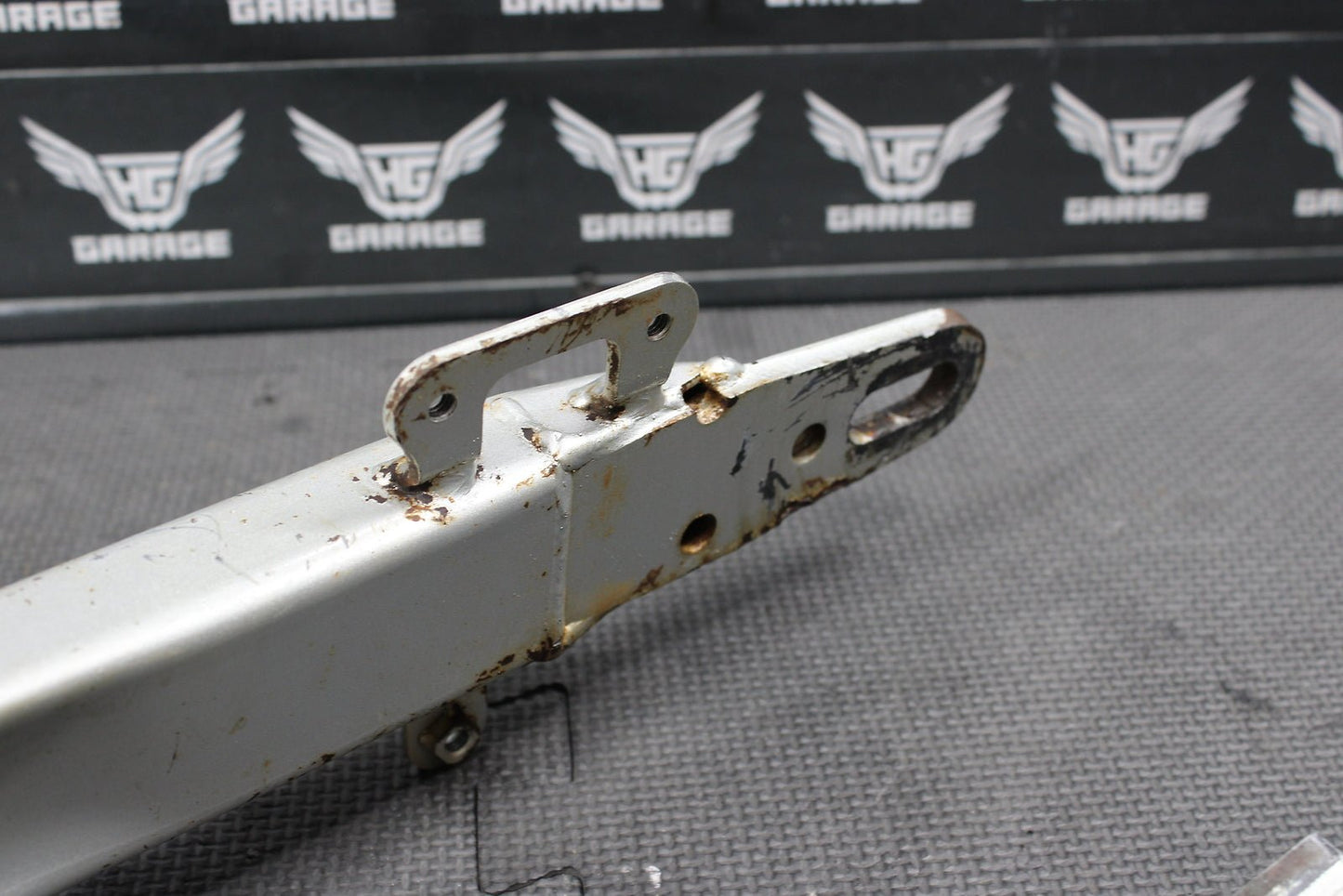 2002 Yamaha TTR125 TTR125E OEM Small Wheel 14" Swingarm Swing Arm Suspension - hggarage