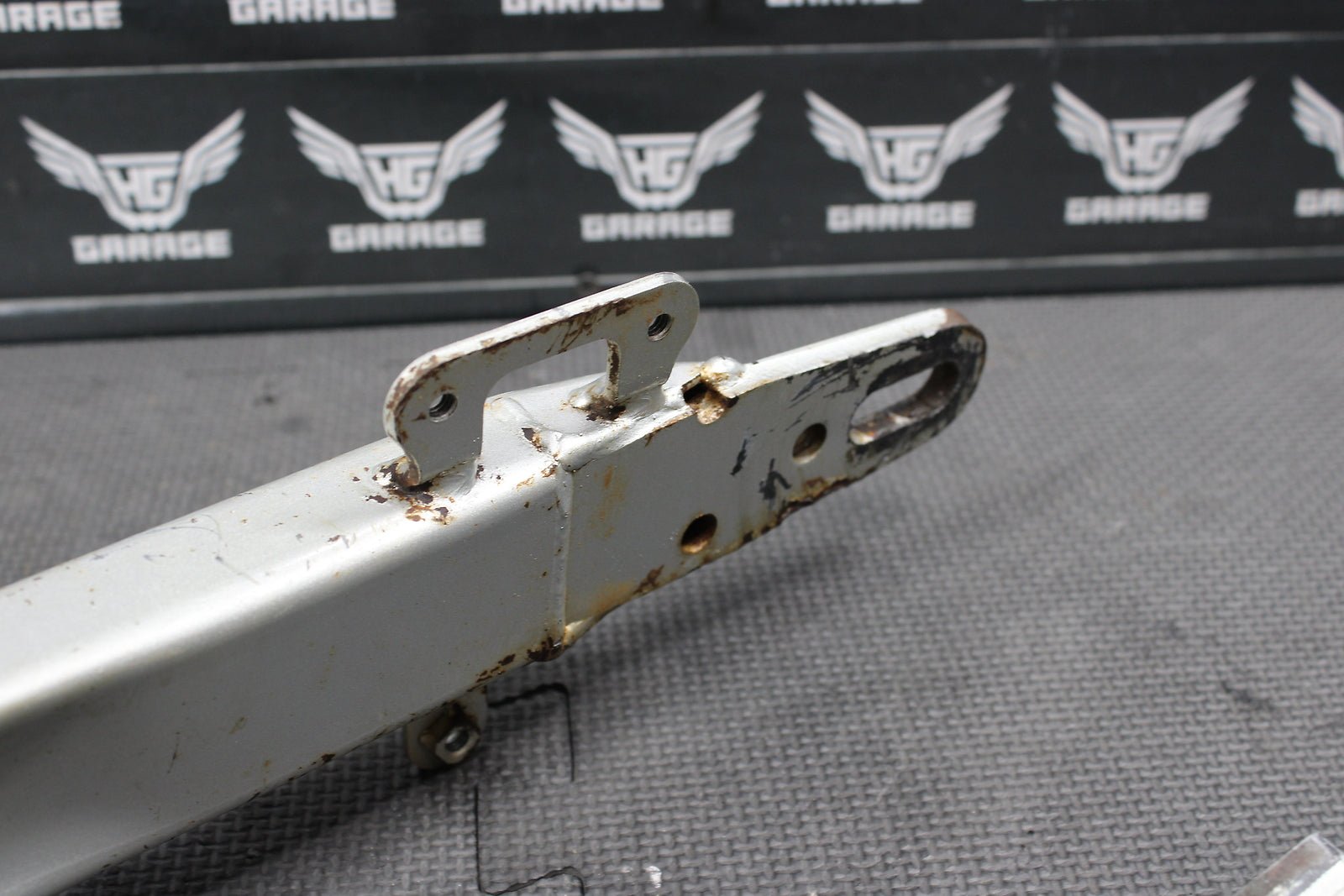 2002 Yamaha TTR125 TTR125E OEM Small Wheel 14" Swingarm Swing Arm Suspension - hggarage