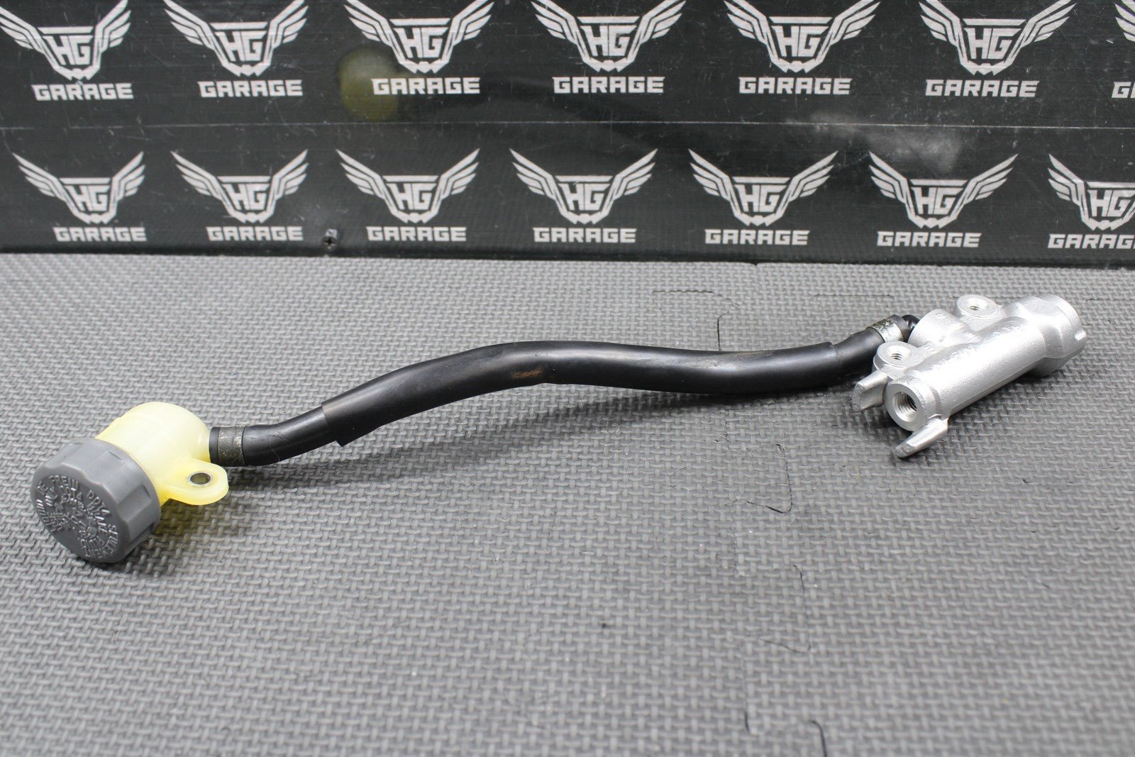 2001 HONDA 95 - 01 CR500R OEM REAR BACK BRAKE MASTER CYLINDER W RESERVOIR - hggarage