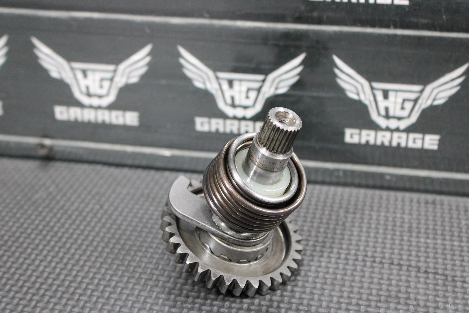 2004 KAWASAKI KX65 00 - 22 OEM KICKSTART KICK START SHAFT W IDLER GEAR ASSEMBLY - hggarage