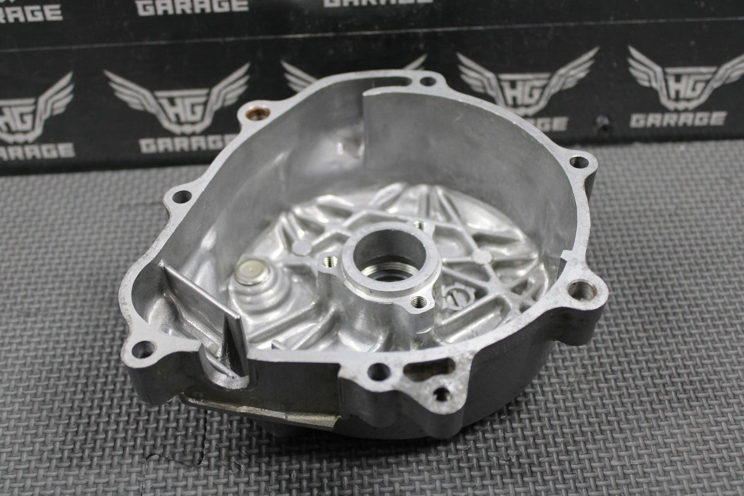 1991 HONDA 90 - 95 XR250R OEM LEFT CASE STATOR GENERATOR MAGNETO COVER 11341 - KZ1 - 6 - hggarage