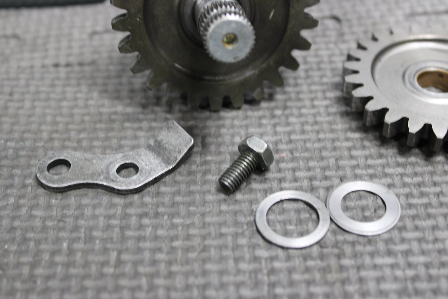 2005 Suzuki RM85 OEM Kickstart Kick Start Shaft W Idler Gear Starter 26211 - 02B04 - hggarage