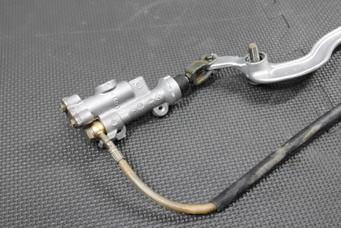 2007 05 - 07 HONDA CRF450R OEM NISSIN REAR BACK BRAKE CALIPER MASTER CYLINDER NICE - hggarage