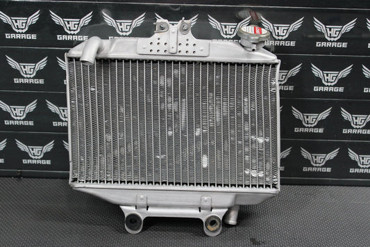 1999 Honda CR125R OEM Engine Motor Cooling Cooler Radiator 19100 - KZ4 - J10 - hggarage