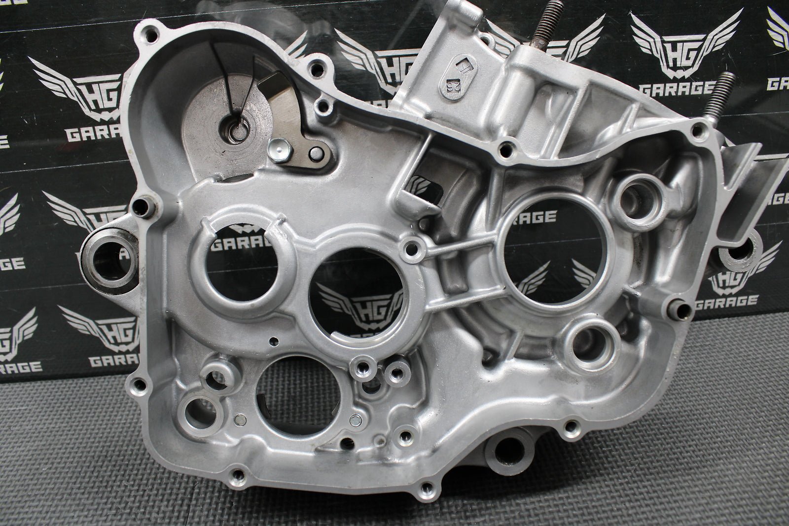 1999 99 - 02 HONDA CR125R OEM RIGHT ENGINE MOTOR CRANKCASE CRANK CASE BLOCK MINT! - hggarage