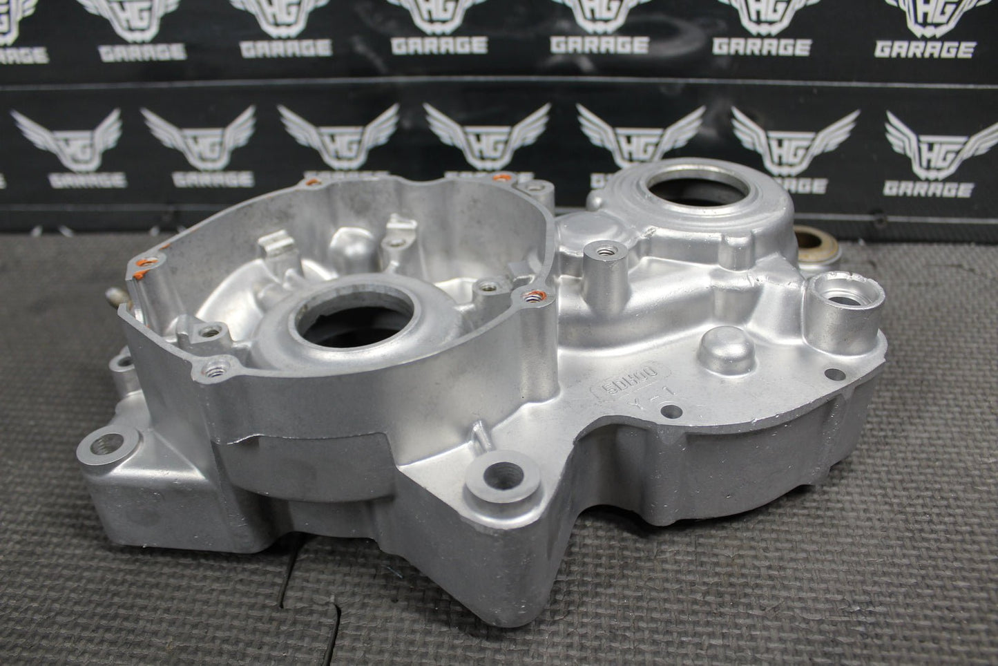 1998 Yamaha YZ125 OEM Left Engine Motor Crankcase Crank Case Block 5DH - 15111 - 00 - hggarage
