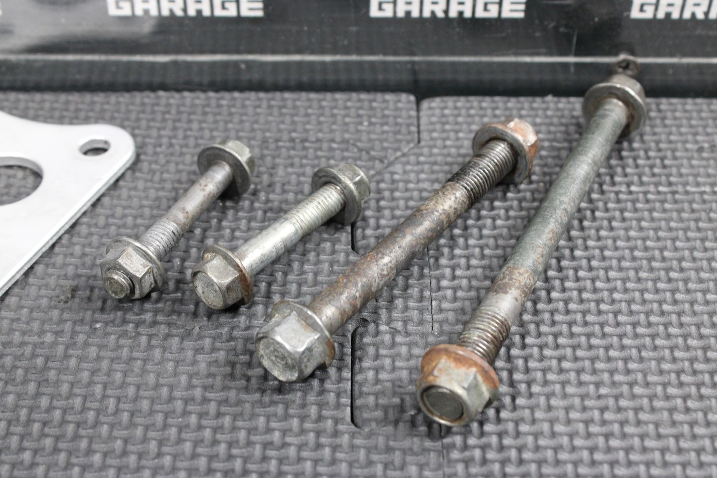 47384315