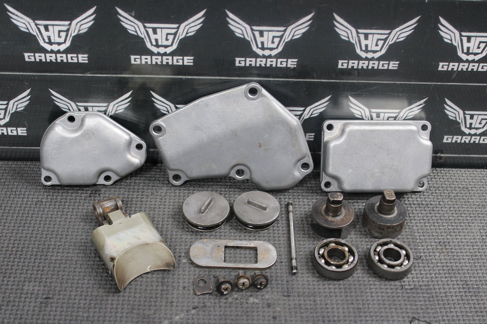 2000 Suzuki RM250 OEM Engine Power Valve Governor 11206 - 37E30 11255 - 37E31 - hggarage