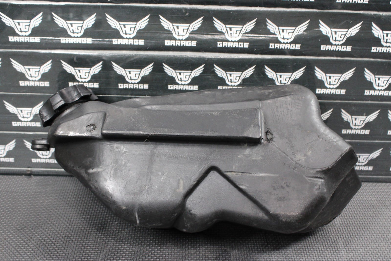 1997 KAWASAKI 94 - 98 KX250 OEM GAS FUEL TANK CELL PETROL RESERVOIR 51001 - 1489 - 6Z - hggarage