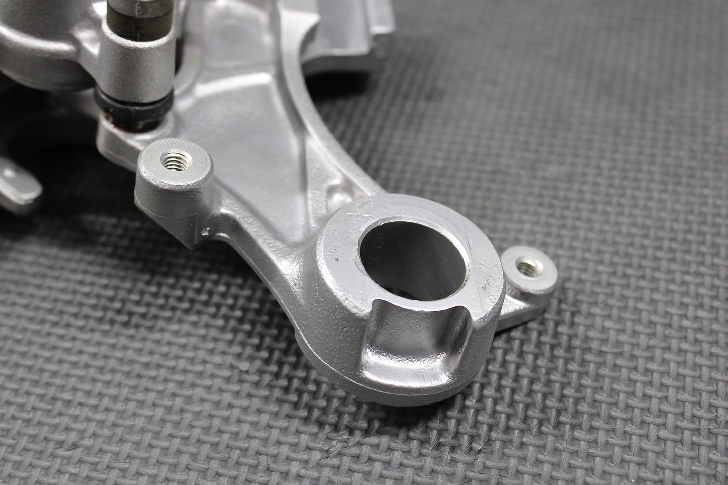 1998 YAMAHA YZ125 YZ250 OEM NISSIN REAR BACK BRAKE CALIPER 5DH - 2580W - 00 - 00 NICE - hggarage