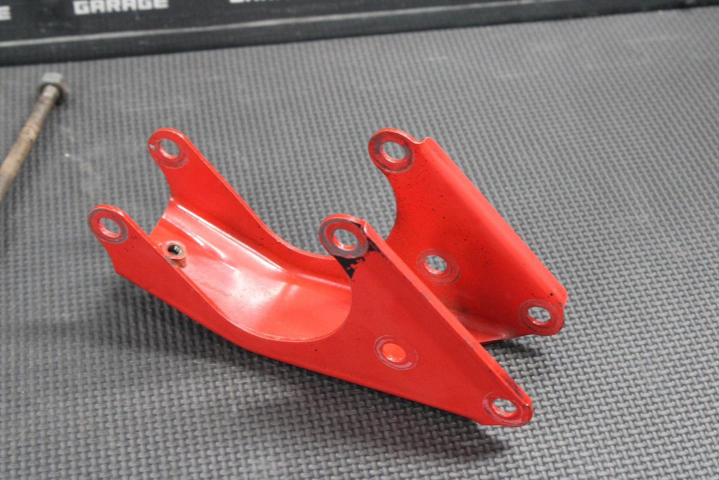 1987 YAMAHA TW200 OEM ENGINE MOTOR MOUNT STAY BRACKETS 1RL - 21316 - 00 - FH - hggarage