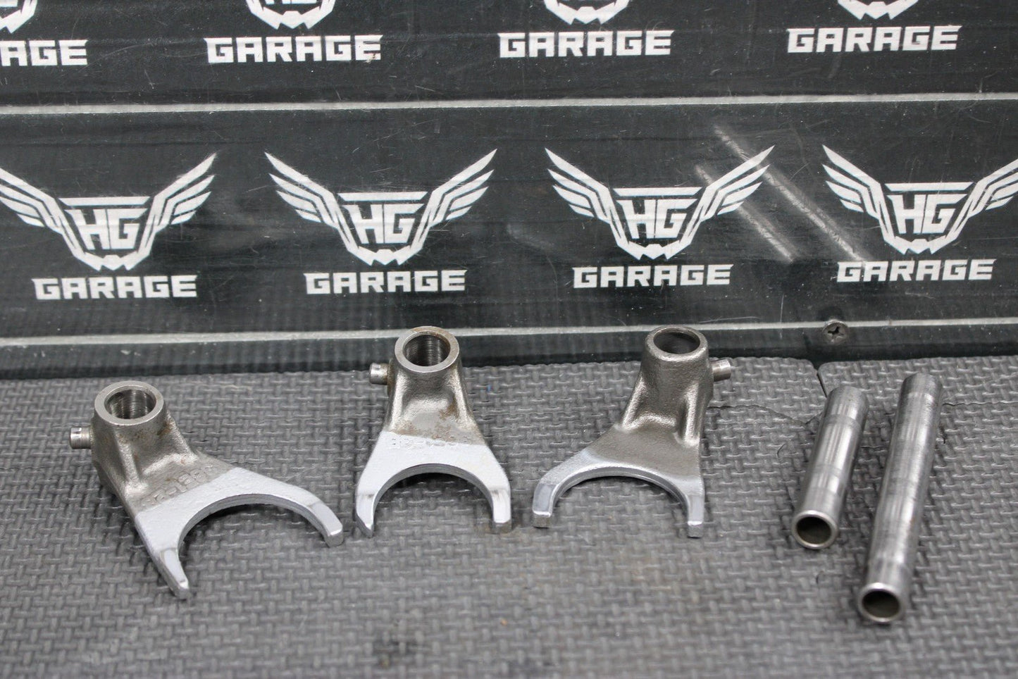 1999 SUZUKI RM125 OEM ENGINE MOTOR TRANSMISSION GEAR SHIFT FORKS SHAFTS GEARS - hggarage