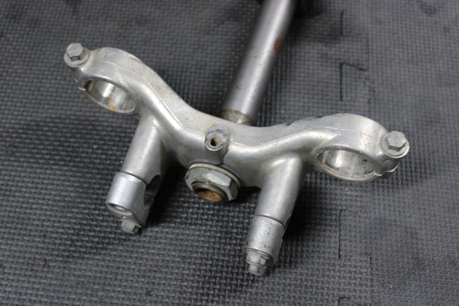 2002 KAWASAKI KX65 OEM FRONT FORKS LOWER UPPER TRIPLE TREE STEM CLAMP - hggarage