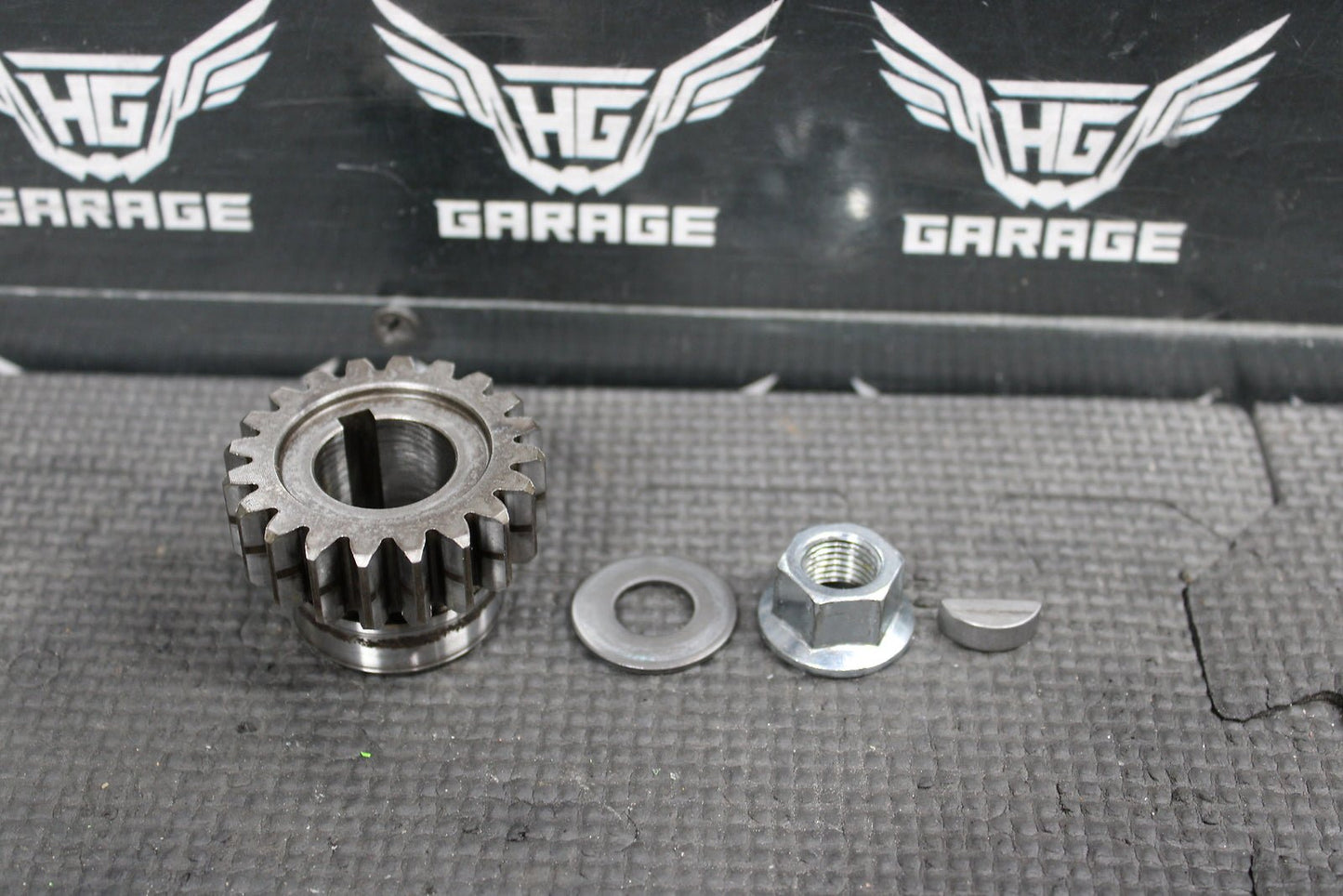 2001 KAWASAKI KX125 OEM 99 - 02 ENGINE MOTOR PRIMARY GEAR ASSEMBLY 13097 - 1399 - hggarage