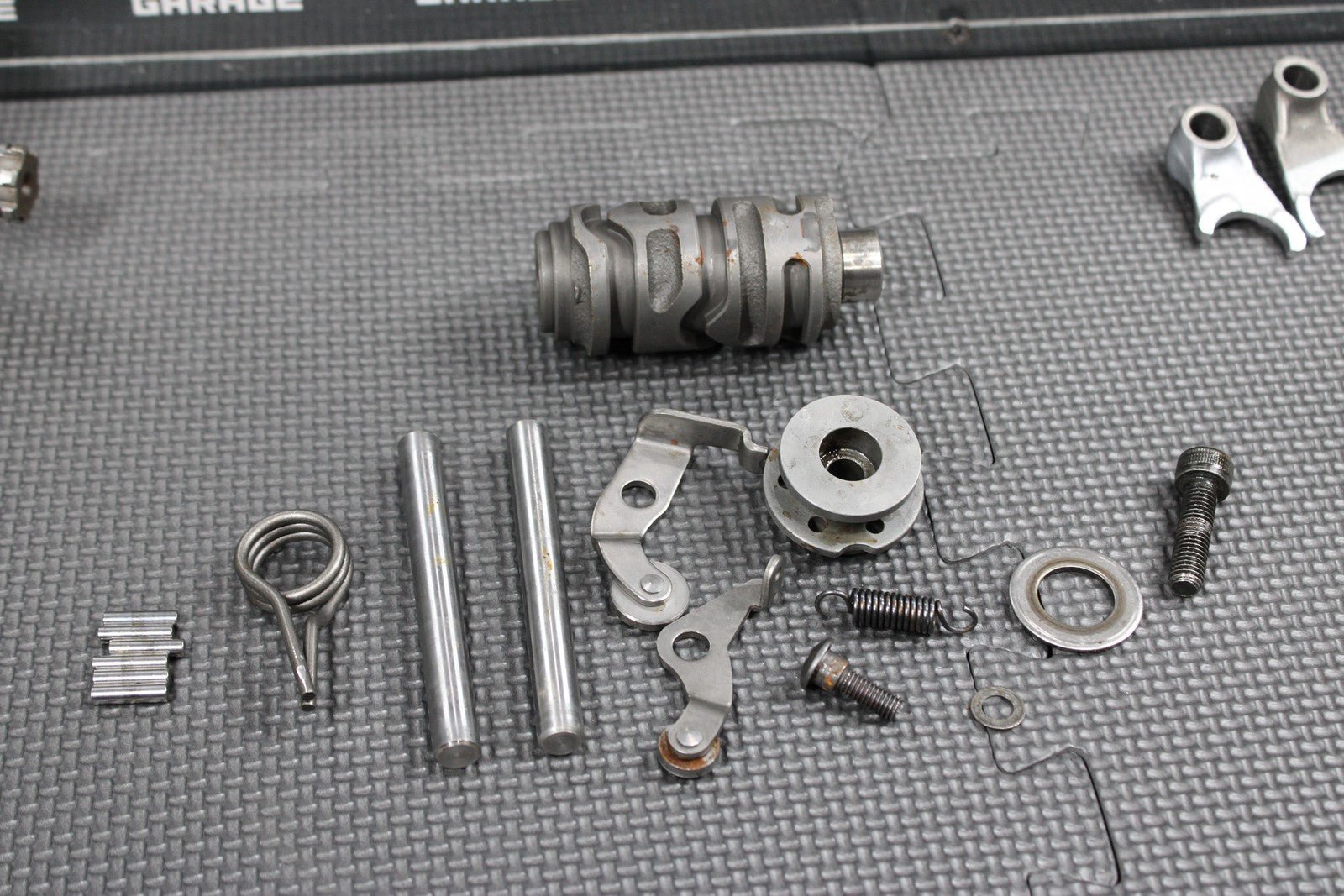 2003 KAWASAKI KX65 ENGINE TRANSMISSION GEARBOX TRANS SHIFT FORKS SHAFTS GEARS - hggarage