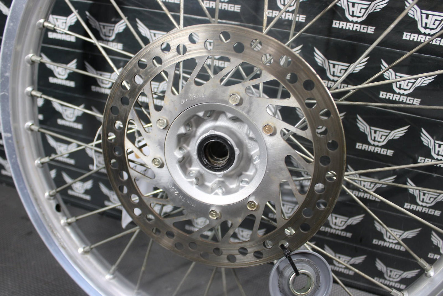 1999 Honda CR500R OEM Takasago Front Wheel Rim Hub Assembly 44650 - Mac - 680 - hggarage