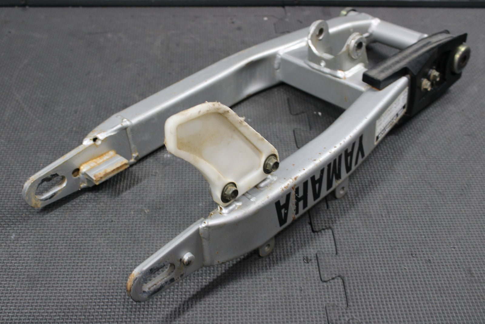 2003 Yamaha TTR125 TTR125E Small Wheel OEM Swingarm Swing Arm Suspension Arm - hggarage