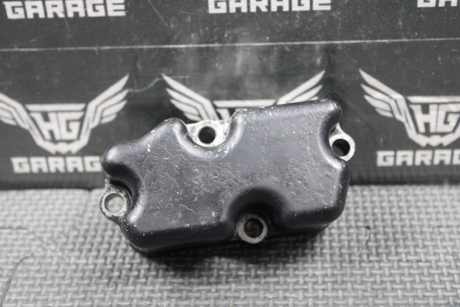 1987 1988 HONDA CR125R OEM ATAC EXHAUST MANIFOLD SUB CHAMBER COVER 18331 - KS6 - 700 - hggarage