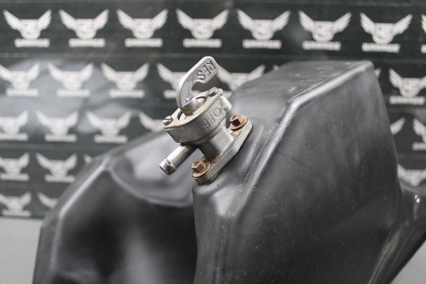 2010 KTM 250 XCF OEM 9L GAS FUEL TANK CELL PETROL RESERVOIR 7700731306630 NICE! - hggarage