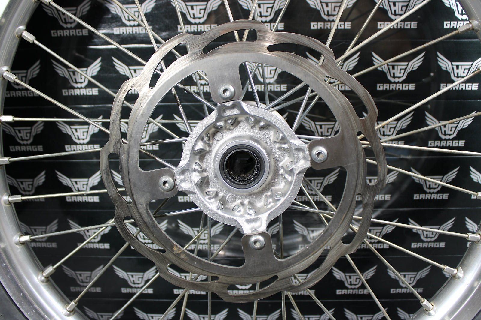 2006 Suzuki 05 - 07 RMZ450 RM450 OEM Front Wheel Rim Hub Tire Rotor Assembly - hggarage