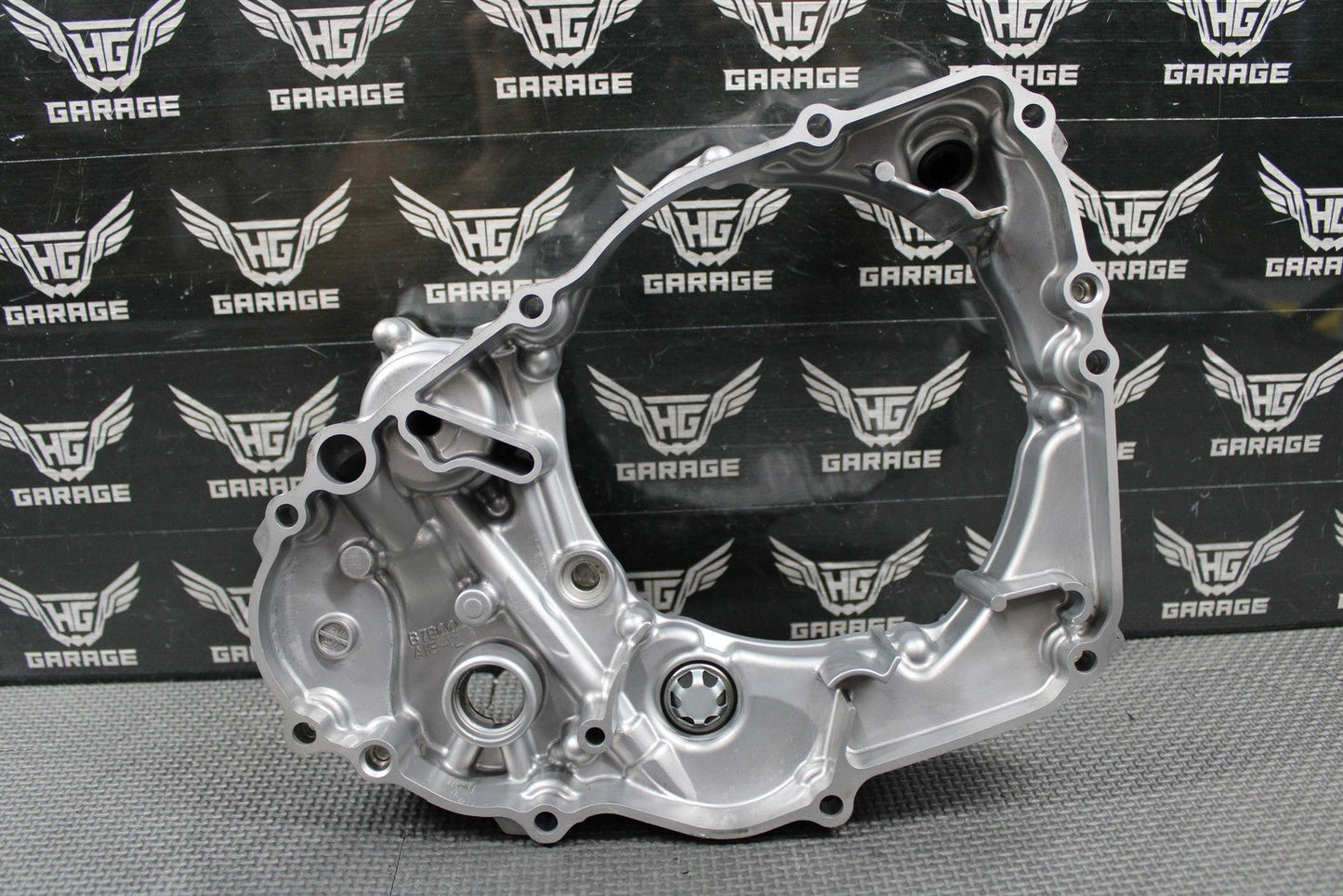 2020 YAMAHA YZ250F YZ250FX OEM RIGHT CASE INNER CLUTCH COVER B7B - 15431 - 00 - 00 - hggarage