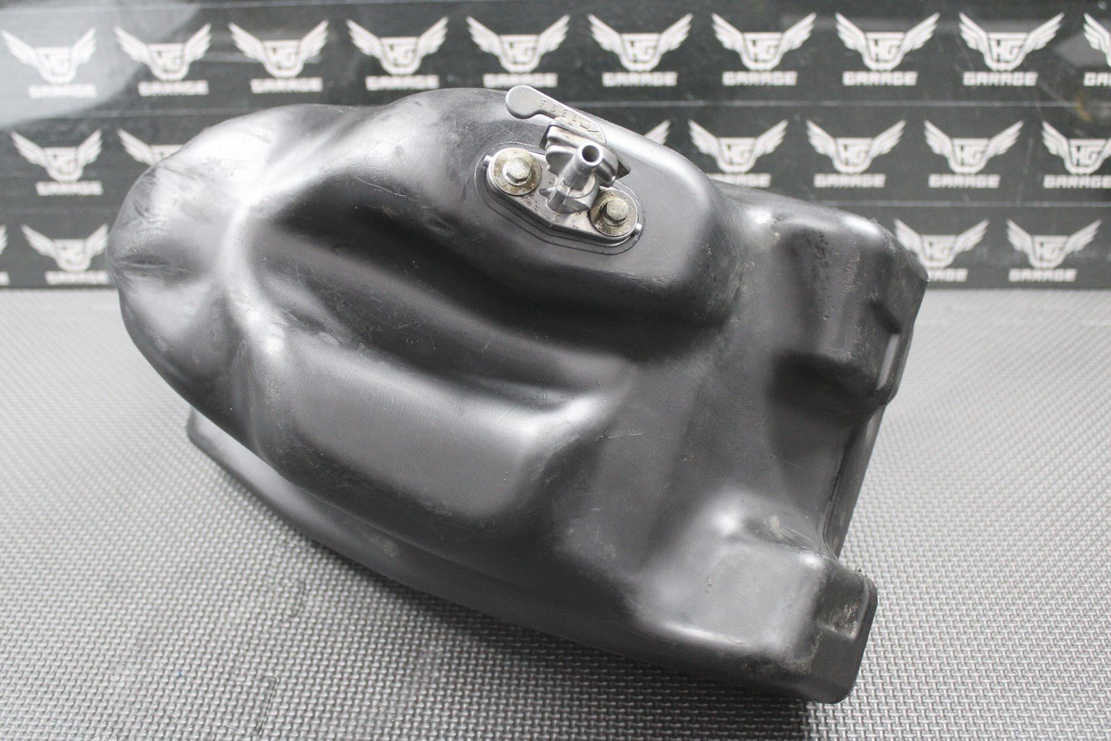 2000 2001 HONDA CR125R CR250R OEM GAS FUEL TANK CELL RESERVOIR CAP PETCOCK GOOD! - hggarage