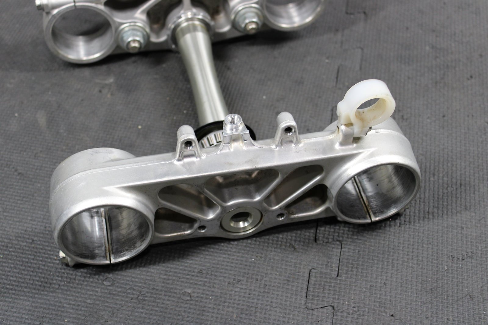 2013 HONDA CRF450R OEM FRONT FORKS LOWER UPPER TRIPLE TREE STEM CLAMP NICE! - hggarage